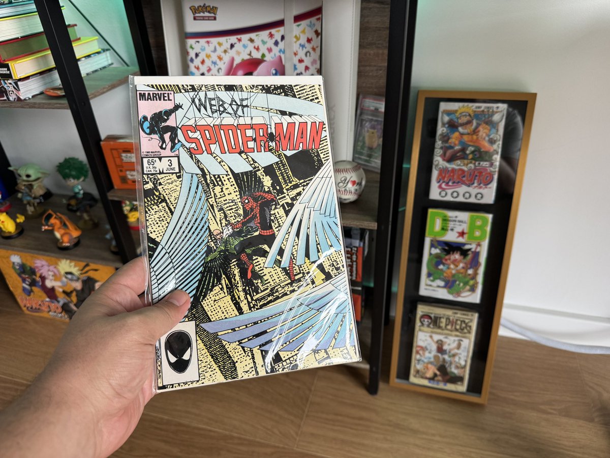 Forgot I picked this old comic book while I was in New York a few years ago. Should I frame this as I did with my favorite anime over here?