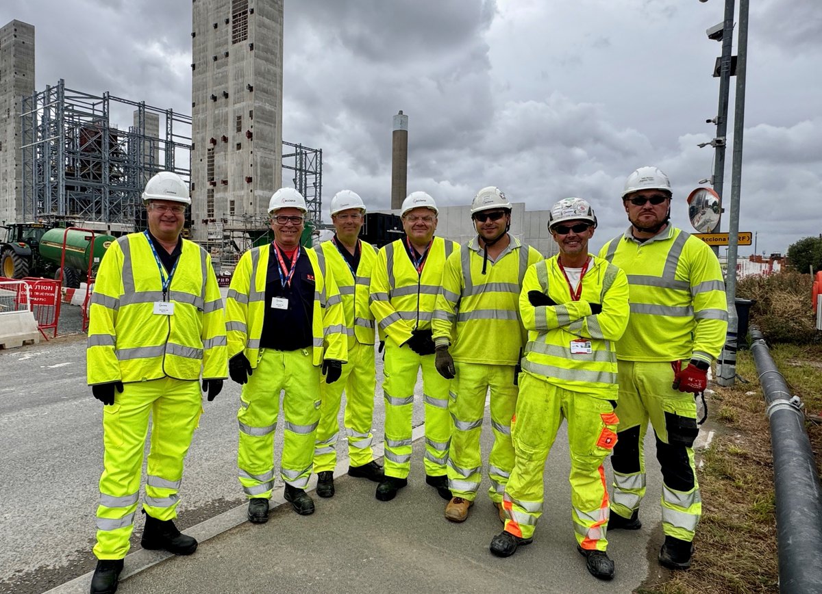 North London Heat and Power Project (@nlhpp) on Twitter photo 🚒 It was great to host <a href="/LondonFire/">London Fire Brigade</a> at the Energy Recovery Facility construction site!
🤝 Partnering with emergency services is vital to our health and safety strategy, ensuring the site remains secure and resilient.
➡️ Find out more at: northlondonheatandpower.london. 🚒 It was great to host <a href="/LondonFire/">London Fire Brigade</a> at the Energy Recovery Facility construction site!
🤝 Partnering with emergency services is vital to our health and safety strategy, ensuring the site remains secure and resilient.
➡️ Find out more at: northlondonheatandpower.london.