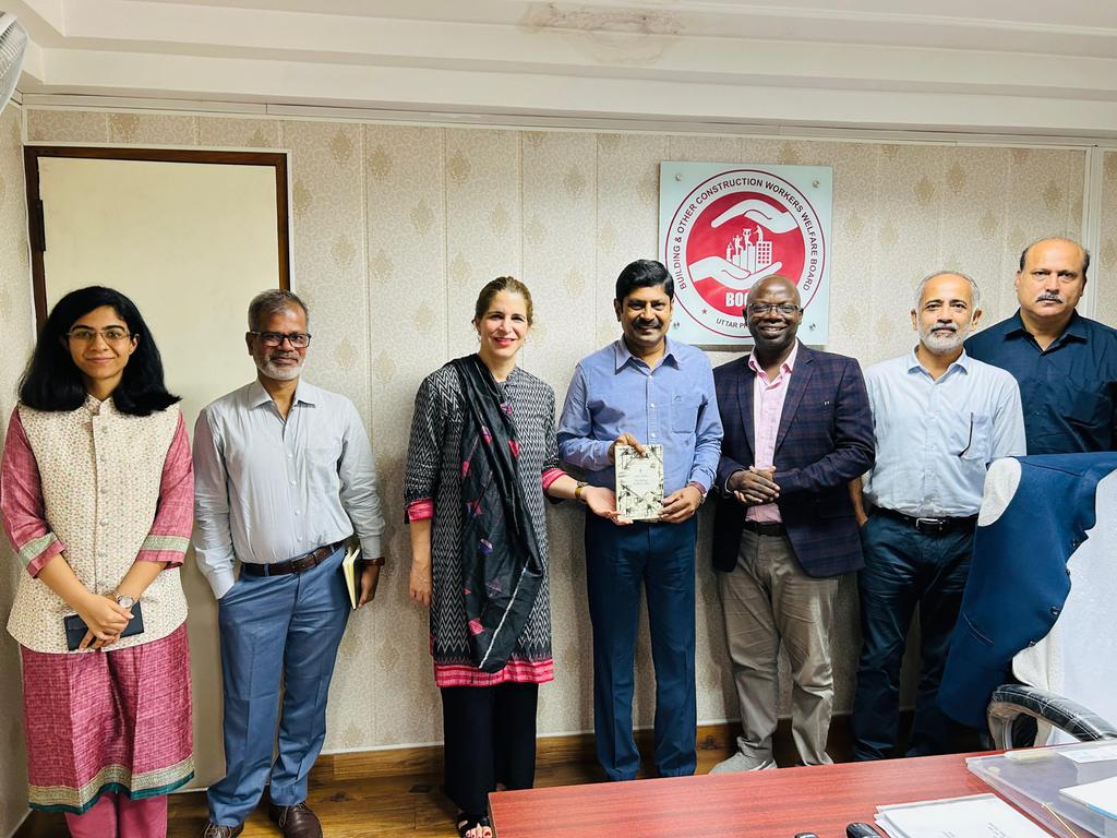 A priviledge to meet Dr MK Shanmuga Sundaram, Principal Secretary Labour Dept Uttar Pradesh today, to learn about progress and Government commitment to address child labour. Uttar Pradesh can lead the way to erradicate child labour in India and for the world to achieve SDG 8.7