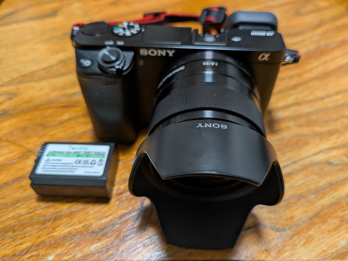 8レンズカメラ Viltrox AF 135mm F1.8 LAB フルフレームオートフォーカスレンズ
