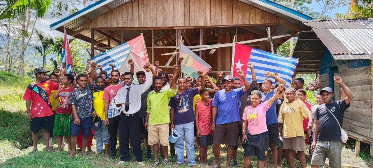 FreeWestPapuaNL's tweet photo. Statement of Support for the 54th Pacific Islands Forum (PIF)
"We urge the leaders of the Pacific Islands Forum to immediately issue a resolution for a UN visit to West Papua to investigate past and ongoing human rights violations."
#PIFLM54 #PIF2025 #GRPWP #ULMWP https://t.co/i1nKN7VZPH