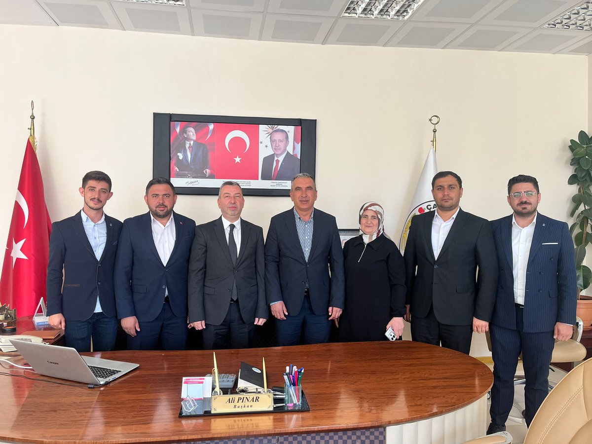 EkremGorceker's tweet photo. 📍Niğde

#Niğde’mizin Çamardı ilçemizde belediyemizi ziyaret ettik.

Hizmet ve eser belediyeciliği anlayışımız doğrultusunda yürütülen çalışmalar ile yeni dönemde hayata geçirilecek projeler üzerine istişarelerde bulunduk.

Misafirperverliği için Çamardı Belediye Başkanımız @alipinar51 ve ekibine teşekkür ediyorum.