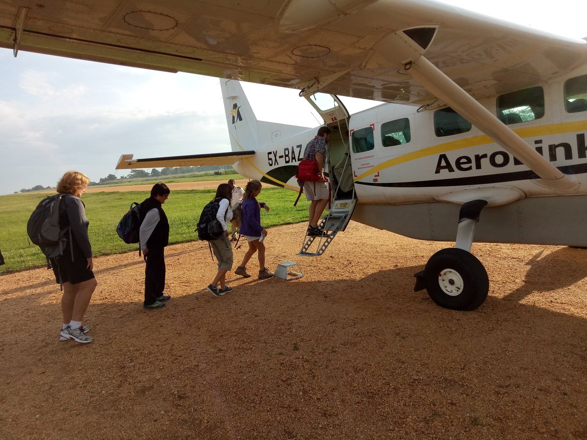AerolinkUganda's tweet image. Less road, more gorillas.

Our flights save you a full day of driving. 
Your unforgettable trek starts sooner with #Aerolink.

#FlySafari #VisitUganda #TravelHack