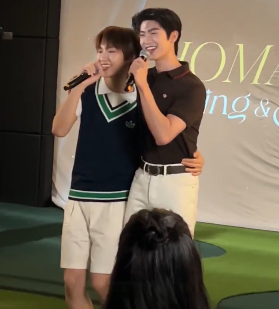 คุณชายโทมัสเหมือนมางานเลี้ยงรุ่นแล้วพาแฟนเด่กมาเปิดตัว