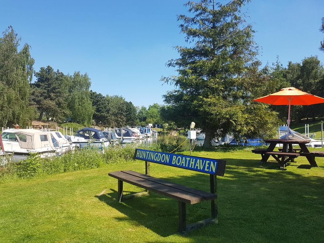 WeAcceptPets's tweet image. 🌿 Huntingdon Boathaven &amp;amp; Caravan Park is a picturesque 5-acre site, perfect for a peaceful getaway in beautiful surroundings.

Accepts 🐶
weacceptpets.co.uk/Cambridgeshire…

#CaravanPark #CampingUK #MotorhomeAdventures #TouringCaravan #CampingLife #Huntingdon #RelaxAndUnwind #DogFriendly