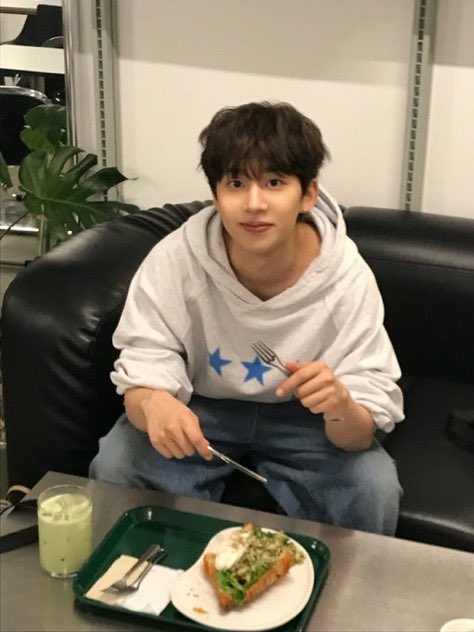 담백하게말한다
사귀고싶음