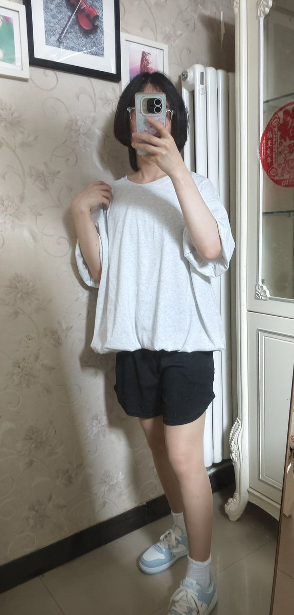 北栀花凋 tweet media