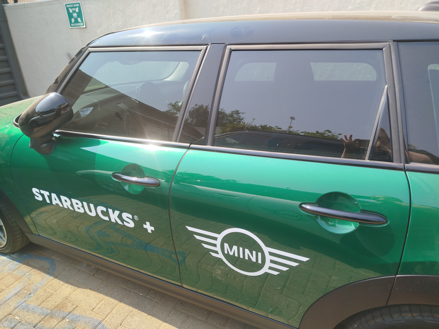 BonekaImages's tweet photo. Practice makes perfect! Our team participated in the #Roloandspeedwrap at #AfricaPrintExpo. Besides for our Vinyl Applicators, our Graphic Designers, Finishers and Print Operators also gave it a go. Thank you all for your team spirit and enthusiasm. #print #vehiclewrap https://t.co/H926V55BBA