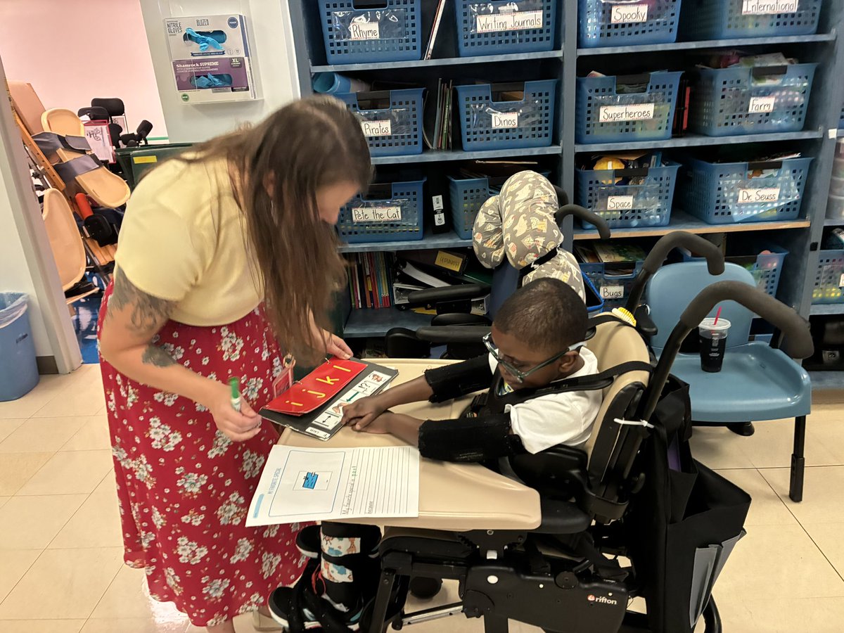 Pete the Cat math and independent writing! Our students are working hard and learning and are teachers are making it accessible! <a href="/MCPS/">MCPS</a>