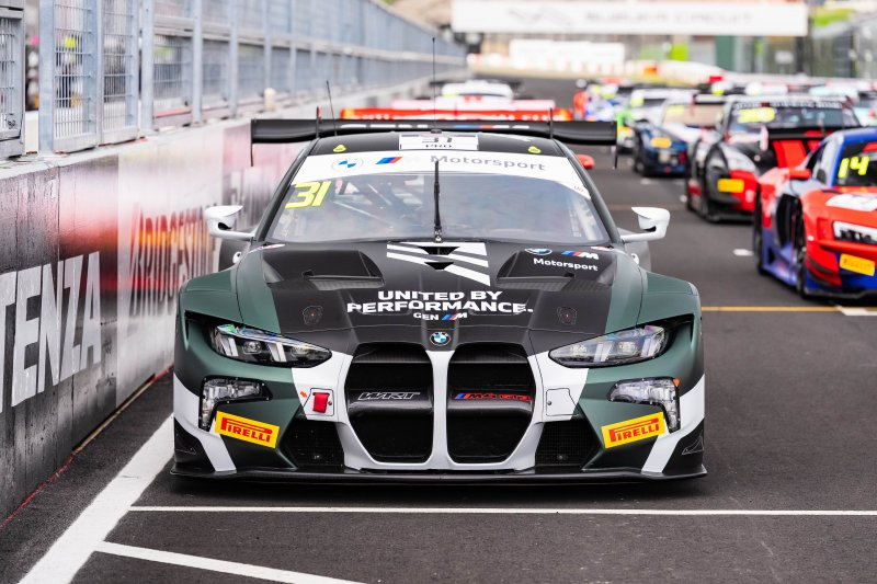 GlobalGT3's tweet photo. The GT3 machines at Suzuka  😍

📸  @IntercontGTC | #IGTC #Suzuka1000Km https://t.co/zquiNR27d0