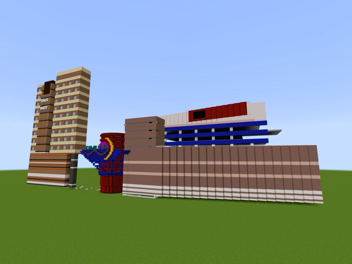 ショッピングモール再現建築6日目
今日も進捗がイマイチ...
週末制作がんばろう～