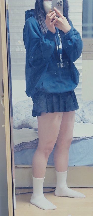 전주 게이중에서 엄청 뚱뚱한 게이 구합니다.
ㅇㄹ섭입니다. 주인님이 핸드폰이나 컴퓨터 하는 동안 저는 밑에서 개처럼 엎드려서 ㅈㅈ 빨아드리겠습니다.
저는 170/59입니다.
DM주실때 키랑 몸무게 부탁드립니다.