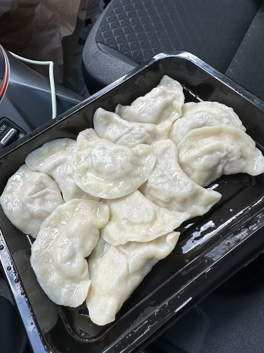 masubili's tweet image. 餃子の町に来ました🥟

 #WATARU530 
 #DriftMasters