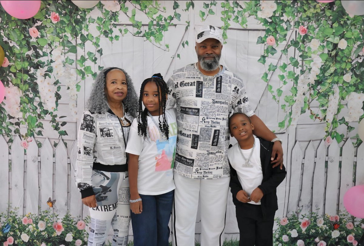 Oakland Elementary (@oak_hcs) on Twitter photo It was all about family, fellowship, and food at @Oak_HCS ‘ s Grandparents’ Day Luncheon. <a href="/Johnsonandre_/">André Johnson</a> <a href="/kristi84967/">Kristi Mathis</a> <a href="/DrKeshaJones1/">Dr. Kesha L. Jones</a> It was all about family, fellowship, and food at @Oak_HCS ‘ s Grandparents’ Day Luncheon. <a href="/Johnsonandre_/">André Johnson</a> <a href="/kristi84967/">Kristi Mathis</a> <a href="/DrKeshaJones1/">Dr. Kesha L. Jones</a>
