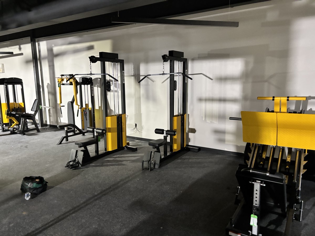 DynamicFandS's tweet image. 📍 Cadott, Wisconsin

The Hornets just leveled up with a brand-new Dynamic strength room—custom racks, branded plates, and equipment designed to build better athletes.

#MoreStrengthPerSquareFoot® | #BuildABetterAthlete