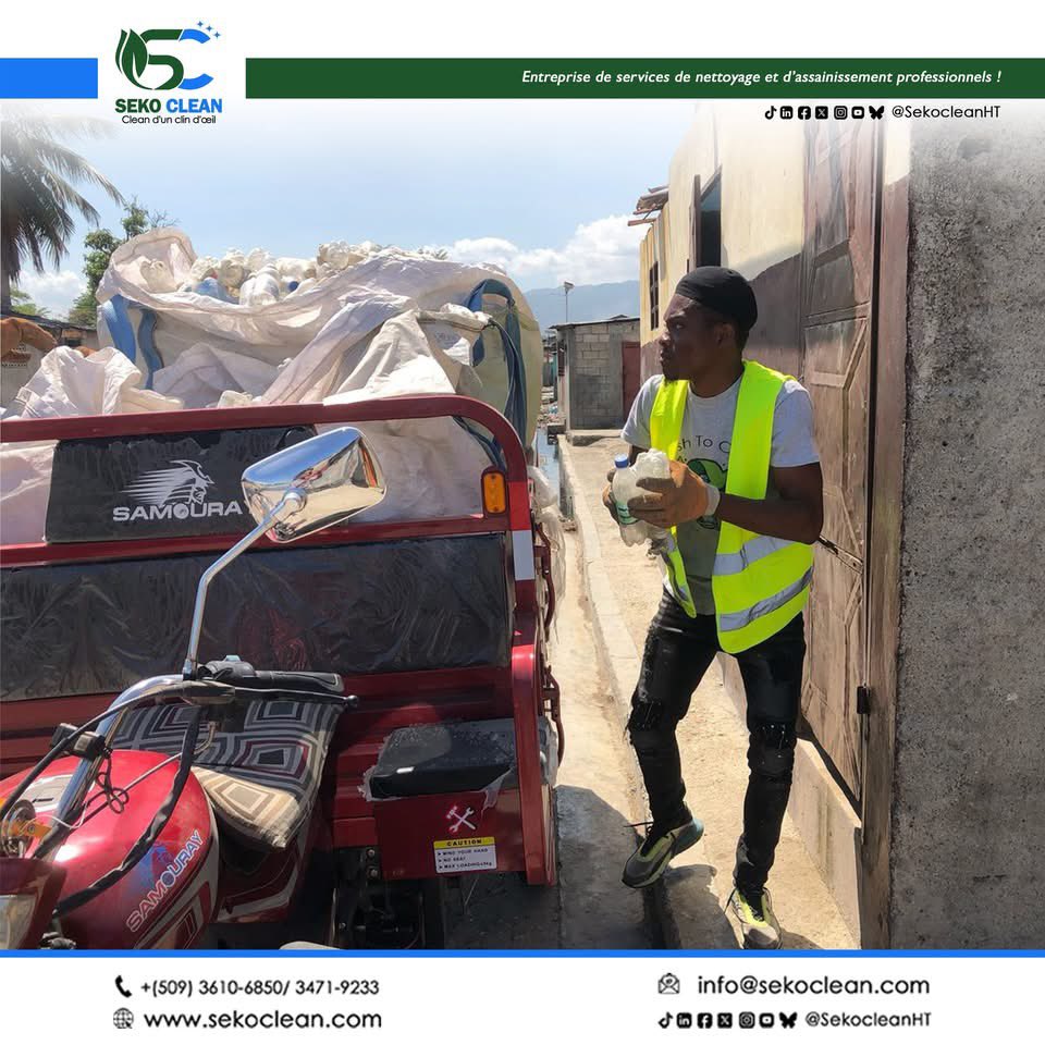 SekocleanHT's tweet photo. Nous croyons qu’un Haïti plus propre et plus durable est possible !

Partout – dans les institutions, les écoles, les quartiers, les églises et bien plus encore – nous collectons et recyclons les déchets, en particulier le plastique.

#SEKOClean #Recycle #Haiti #TrashToCash https://t.co/UE9IbWXUDg