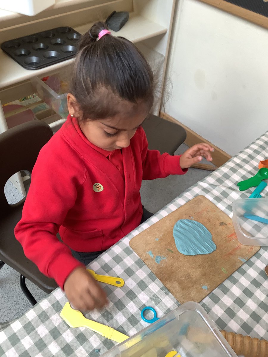 stwilfshulme's tweet image. The children are settling well in Reception @RCSalfordEd