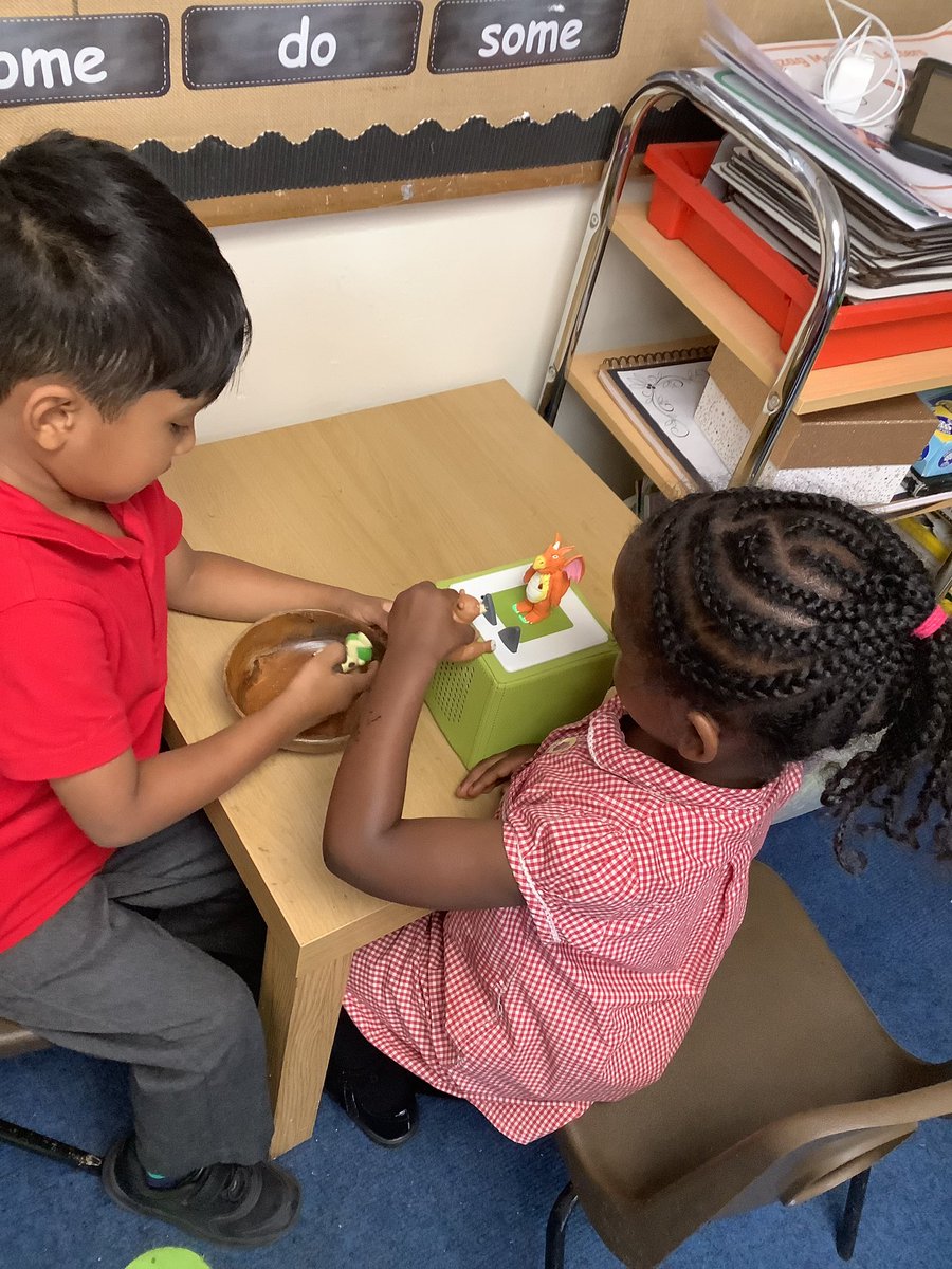 stwilfshulme's tweet image. The children are settling well in Reception @RCSalfordEd