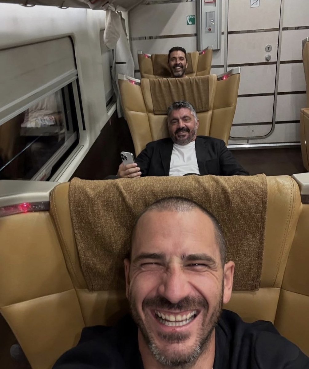 leylahamed's tweet image. This selfie from Bonucci, Gigi Buffon and Gattuso after Italy defeated Israel goes hard.