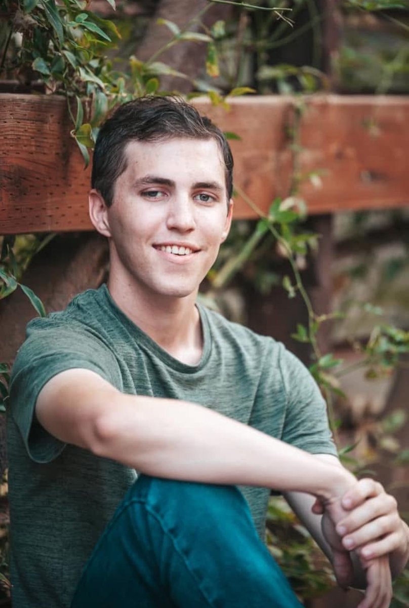 Brandon M (@brandonx5280) on Twitter photo BREAKING 🚨
Travis Robinson (22) arrested for the murder of Charlie Kirk. BREAKING 🚨
Travis Robinson (22) arrested for the murder of Charlie Kirk.