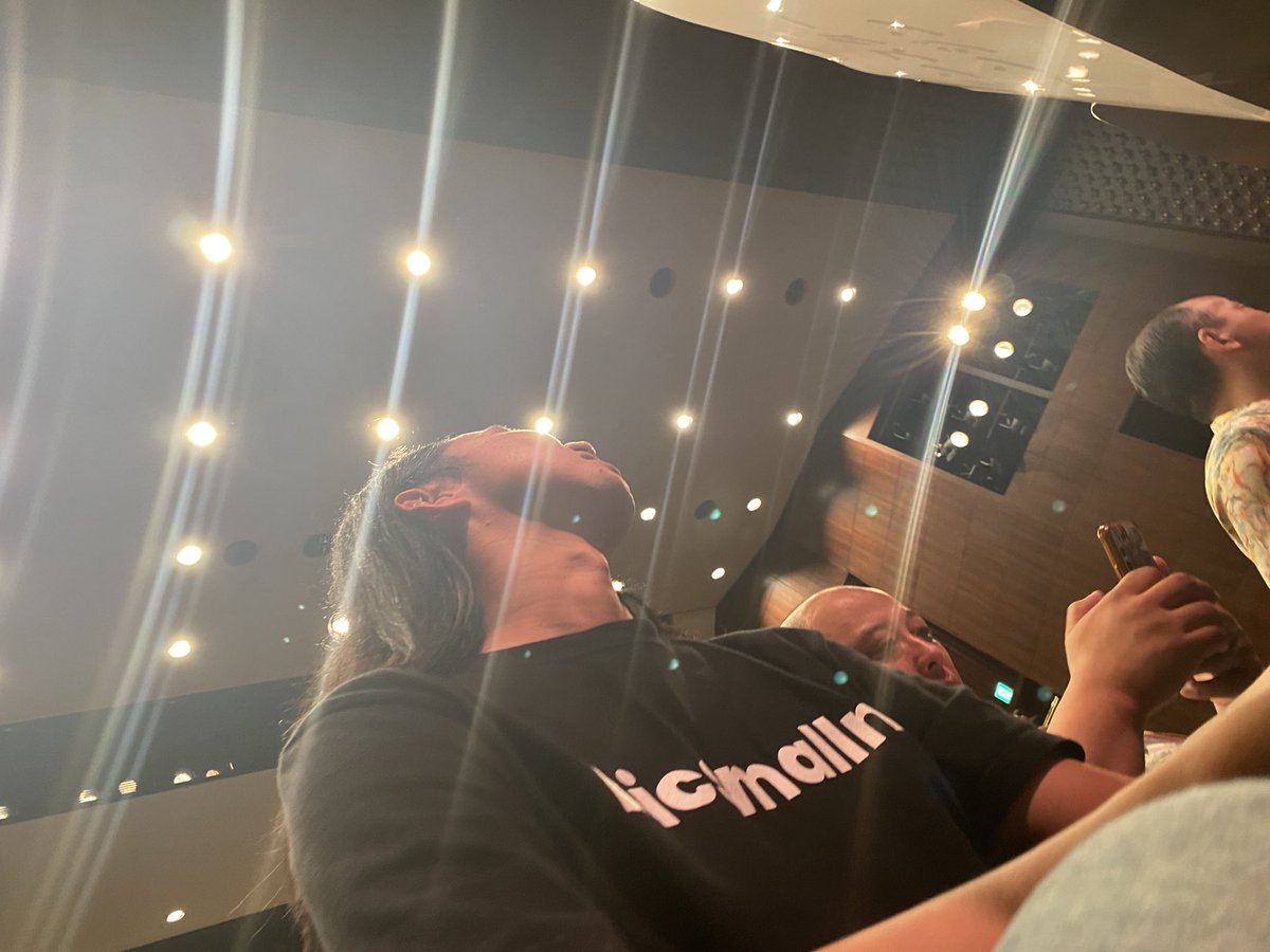 norikonomusuko1's tweet image. 結果発表前布にぃー、トムブラウン盗撮成功！！

ツーマンお願いします！！👋👴