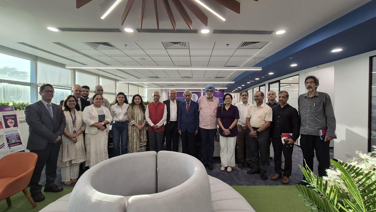 Manoj Naravane (@manojnaravane) on Twitter photo At the Chintan Research Foundation for a discussion on Myanmar <a href="/ChintanResearch/">CRF India</a> @ At the Chintan Research Foundation for a discussion on Myanmar <a href="/ChintanResearch/">CRF India</a> @