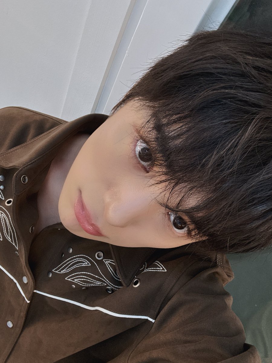 OfficialMONSTAX's tweet photo. 뮤직🎶뱅🔫ㅋ #민혁 https://t.co/biG63CG64A