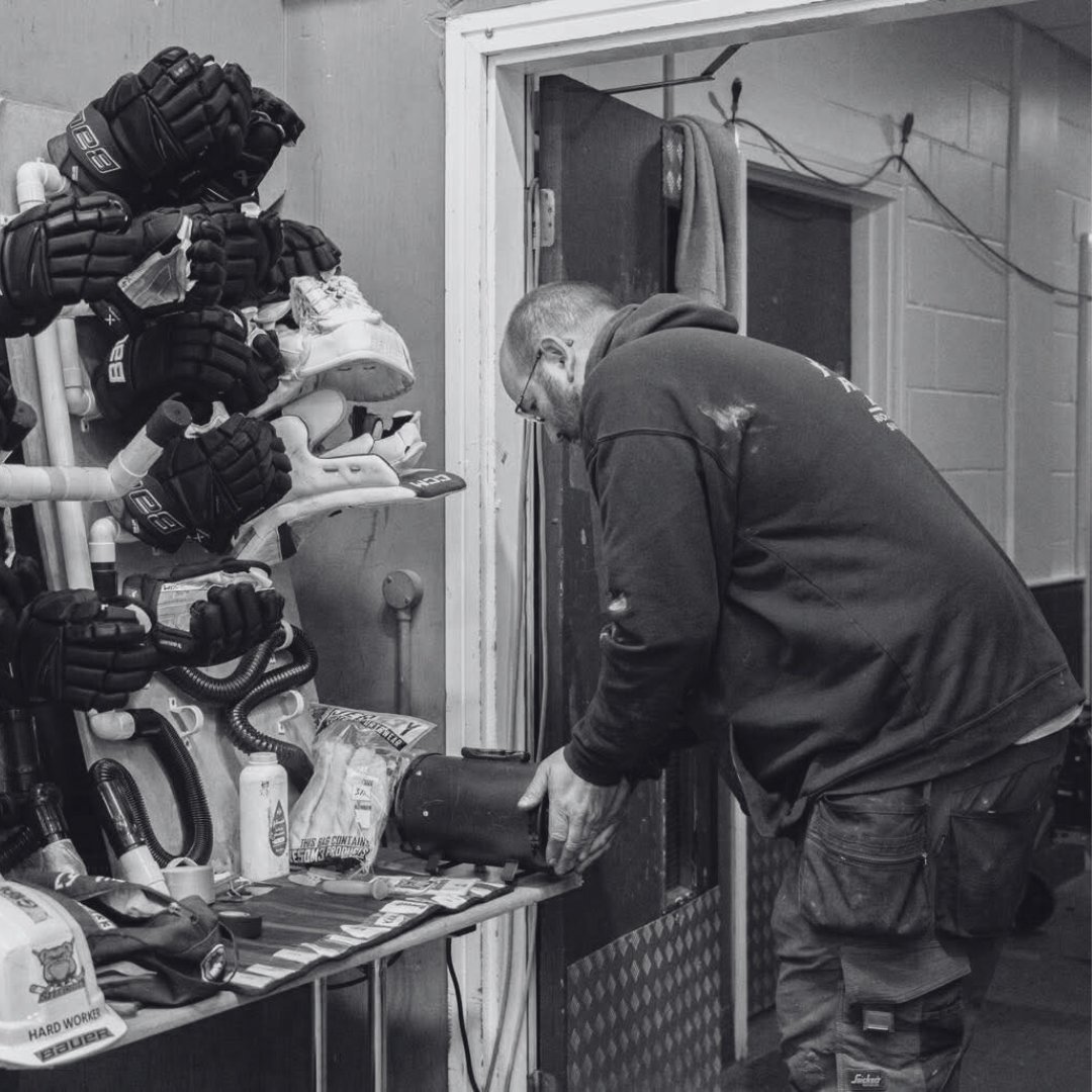 It is with immense sadness that everyone at the Sheffield Steeldogs has learned of the passing of our Equipment Manager, Richard Brammer.

steeldogs.co.uk/?p=2683&previe…