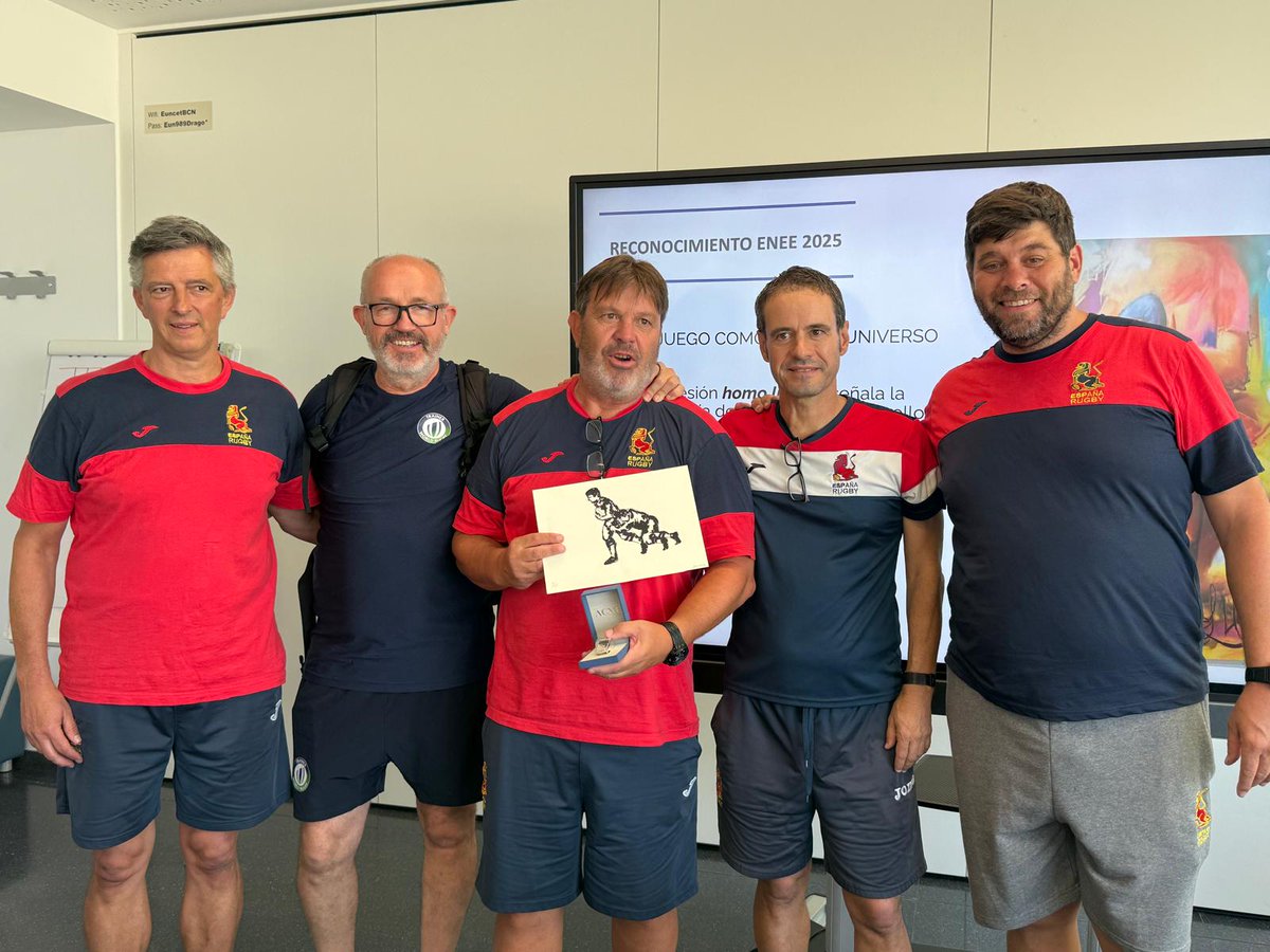 ENEEferugby's tweet photo. 📚🏉 La ENEE sigue a tope de formación. 

📍Barcelona

✅ Nivel 1 WR Entrenamiento
✅ Nivel 1 WR Fuerza y Acondicionamiento
✅ Nivel 2 WR Cuidados Inmediatos
✅ 2ª jornada Nivel 2 WR Entrenamiento en BCN

💜 construyendo el rugby del futuro.

#ENEEferugby #DesarrolloFER https://t.co/5Eis3zwrwt