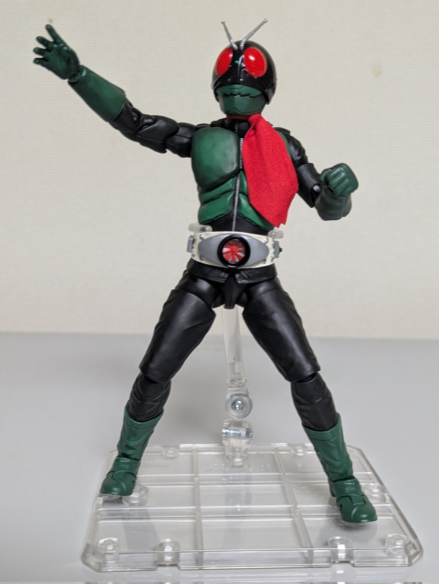 S.H.フィギュアーツ（真骨彫製法） 仮面ライダー1号（桜島Ver.） 栄光