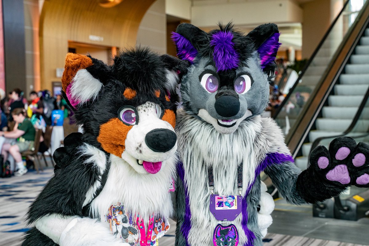 Valckan 🔜 FWA (@valckan) on Twitter photo Happy #FursuitFriday with <a href="/zincisors/">🌿 𝒵𝒾𝓃𝒸 (Commissions open!) @ PCD</a> 
🪡 <a href="/Fullmoonspecial/">✨Full Moon Special✨</a> 
📸 <a href="/GallantWicker/">Gallant @ AC</a> Happy #FursuitFriday with <a href="/zincisors/">🌿 𝒵𝒾𝓃𝒸 (Commissions open!) @ PCD</a> 
🪡 <a href="/Fullmoonspecial/">✨Full Moon Special✨</a> 
📸 <a href="/GallantWicker/">Gallant @ AC</a>