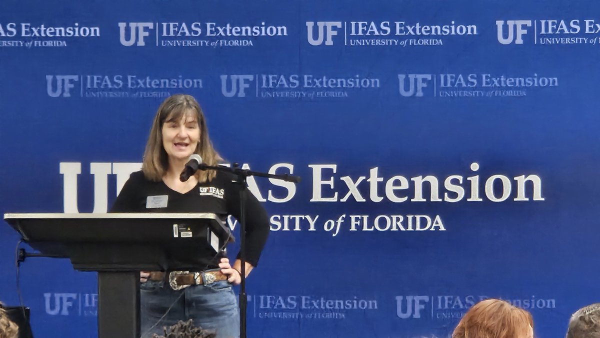 cvivian86's tweet image. We are here in beautiful @CitrusCounty Florida at the @UF_IFAS #Extension Expanding Agriculture career expo. Great turnout and it will be a fun say.