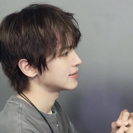 改めて横顔きれいすぎてすごぃ、、