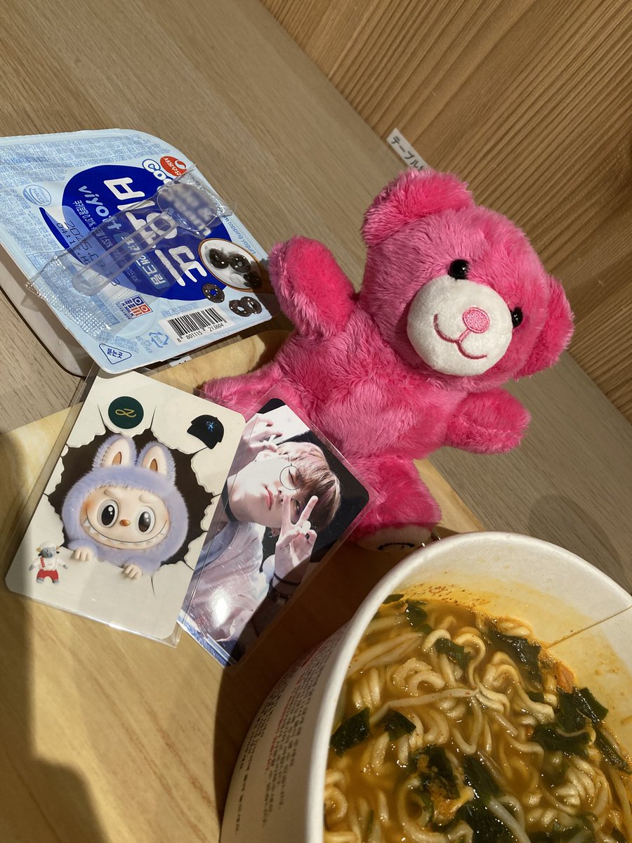 k_miyu_1224's tweet image. 恒例のお一人さまアミ会💜笑

初ビヨット‼︎😳🍨✨

#大人army 
#大人armyさんと繋がりたい