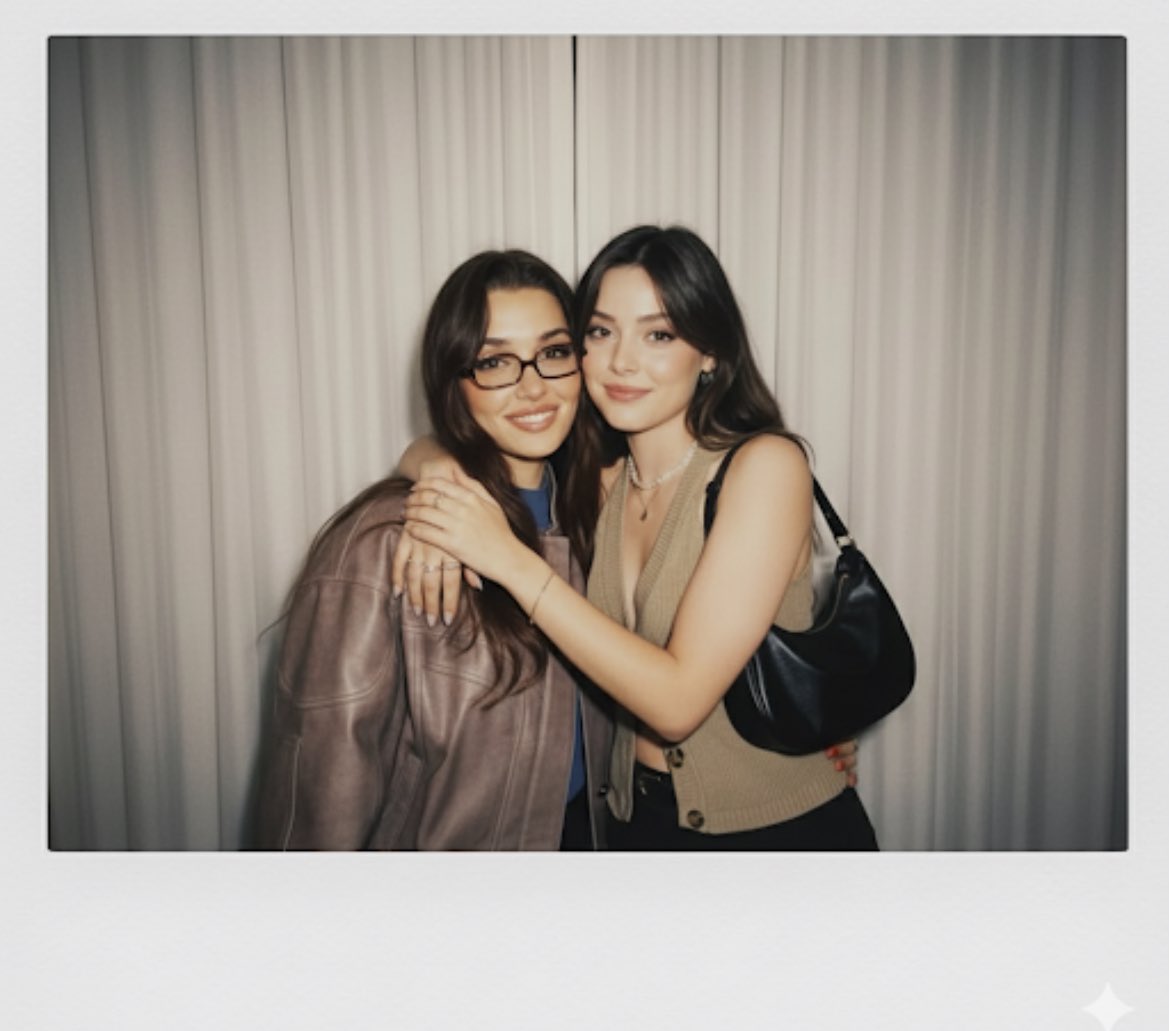 luirour's tweet photo. OMMMG OMMG GIRLSS😭😭😭😭😭 https://t.co/cspPZzP8QC