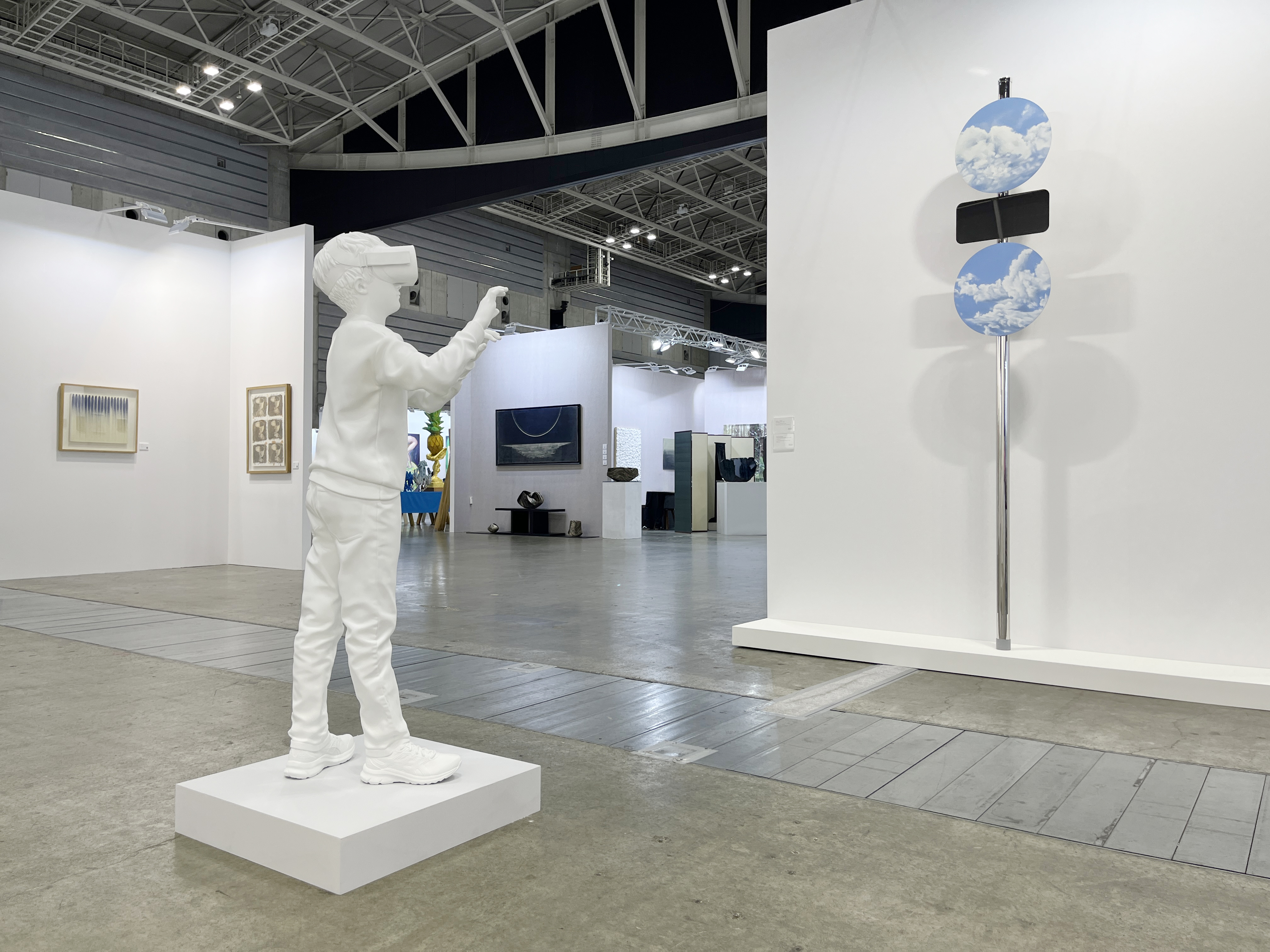 絵画　M. Martino パッショネイトドリーム a_石田尚志《絵と窓の間》2018年