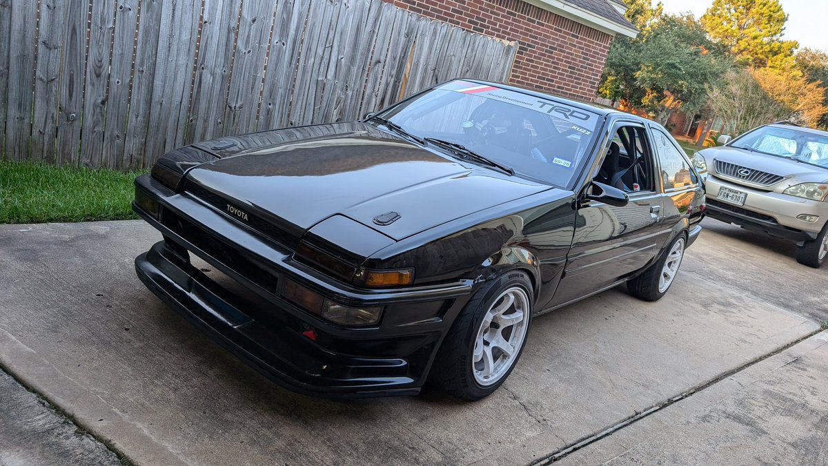 maydaydphan's tweet photo. We D this weekend. #ae86 #toyota #corolla #gts #sr5 https://t.co/AhI8V5DKrH