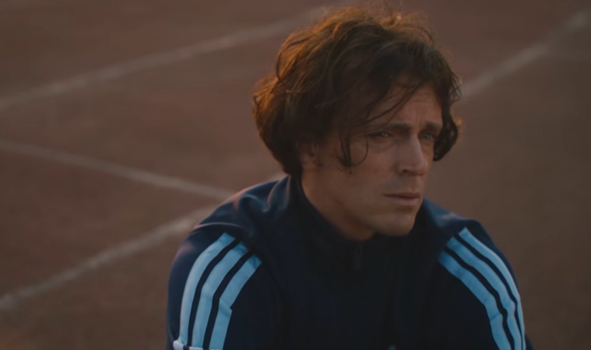 какой красивый 💔