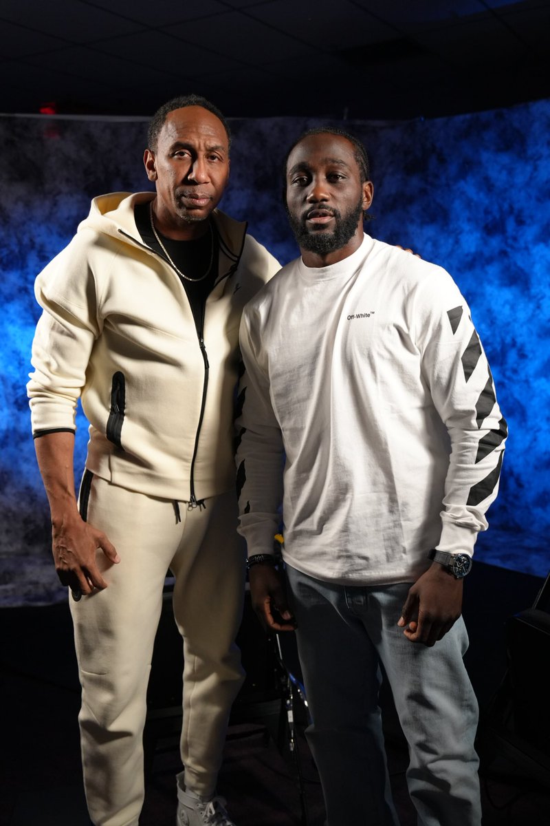 📍 Vegas

Spoke to <a href="/terencecrawford/">Terence Crawford</a> and <a href="/Canelo/">Canelo Alvarez</a> about tomorrow’s big fight. 

Airing today on @siriusxm and later on YouTube. Don’t miss it.