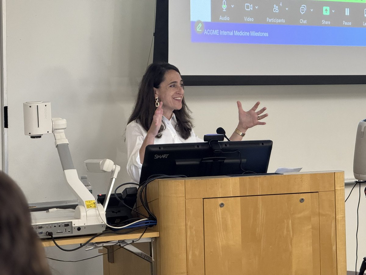 NYRAIME's tweet photo. That time of year when NY IM educators gather to share, learn, &amp; be inspired. #MedEd #IMproud @NewYorkACP @DOMSinaiNYC 
🎤 Phenomenal keynote by Dr. Tamara Goldberg @taminatorMD Mission-driven care starts early — in med school &amp; residency. https://t.co/WzdayxWkqI
