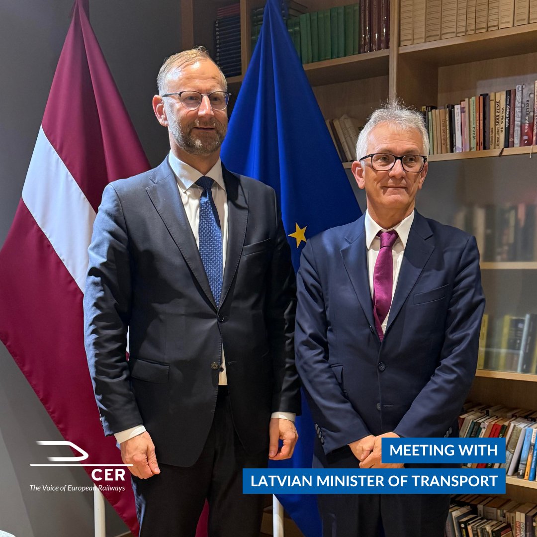 CER🚆 #OnTrackForEurope (@cer_railways) on Twitter photo 🇱🇻 CER Executive Director <a href="/albertowmazzola/">Alberto Mazzola</a> met with Latvian Minister of Transport <a href="/atis_svinka/">Atis Švinka</a> to exchange on priority #EUTransport topics:
👉Military Mobility and railways
👉#EUbudget and CEF
👉The European High-Speed Rail Network
👉#RailBaltica
👉Deployment of ERTMS 🇱🇻 CER Executive Director <a href="/albertowmazzola/">Alberto Mazzola</a> met with Latvian Minister of Transport <a href="/atis_svinka/">Atis Švinka</a> to exchange on priority #EUTransport topics:
👉Military Mobility and railways
👉#EUbudget and CEF
👉The European High-Speed Rail Network
👉#RailBaltica
👉Deployment of ERTMS