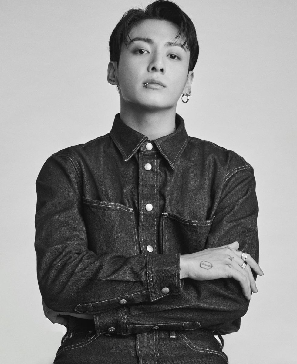 RT＆Reply

JUNGKOOK x CALVIN KLEIN
#JUNGKOOKxCALVINKLEIN
#JungkookForCalvinKlein