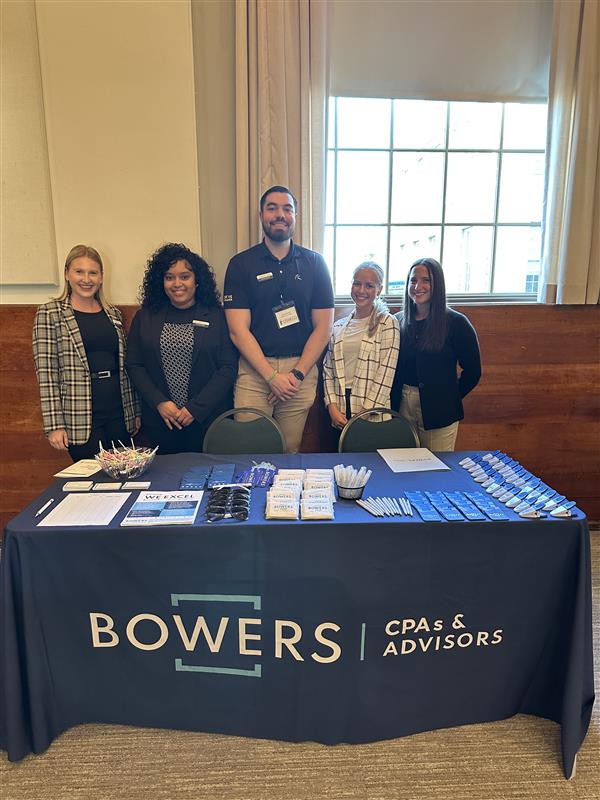 Bowers_CPAs's tweet image. Our team had a great time at State University of New York at Oswego Meet the Accountants Night, hosted by The Accounting Society. Thanks to everyone who stopped by! #NetworkingEvent #accountingnight #sunyoswego #FutureCPAs #TeamBowers #CPAs