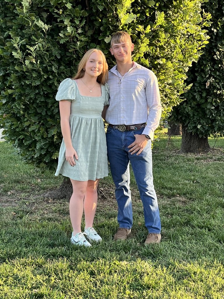 Congratulations to the 2025 KHS Fall Homecoming Court! Coronation will take place at 6:30 on Friday, September 19th, on the KHS football field. The Eagles will take on Wichita Trinity at 7 PM.