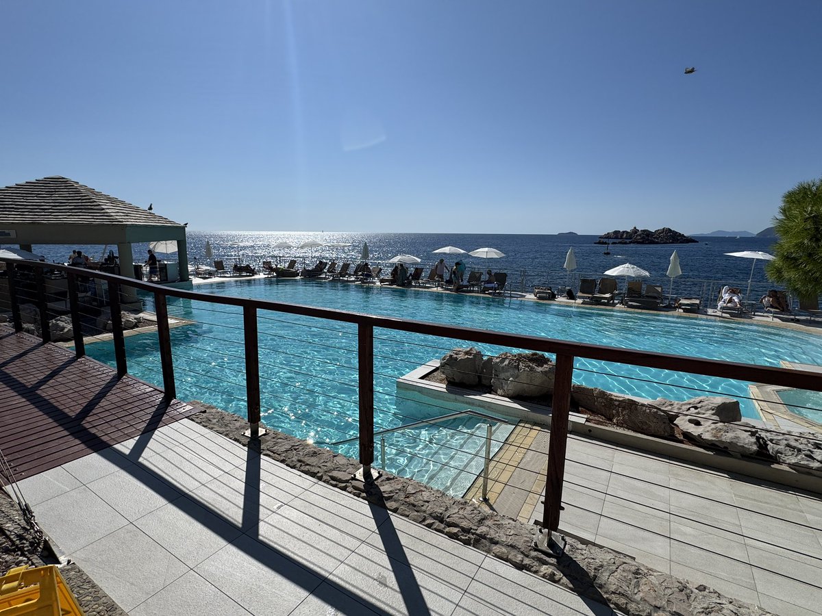pporter2000's tweet image. Weekend away at the Dubrovnik Palace Hotel. Beautiful country