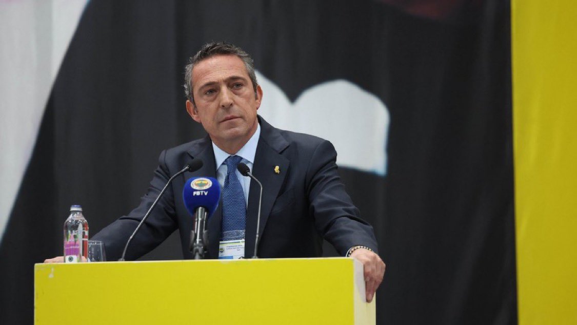 🗣 Ali Koç: 

"Bizim dönemimizde en az 2 şampiyonluk çalındı.

118 yıllık kulübün tarihinde en çok gol atılan ikinci sezon en çok puan kazanılan sezonda şampiyon olamadık.