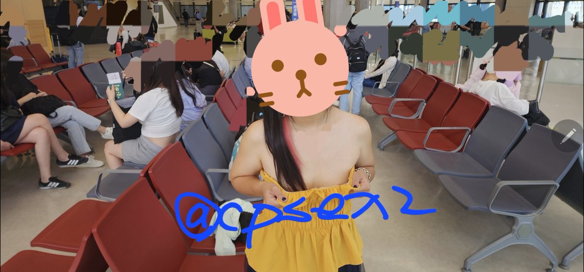 總圖事件還在燒，所以只能貼點低調小清新的照片。
#這只是剛好在上拉調整衣服
#絕對清新沒有露點