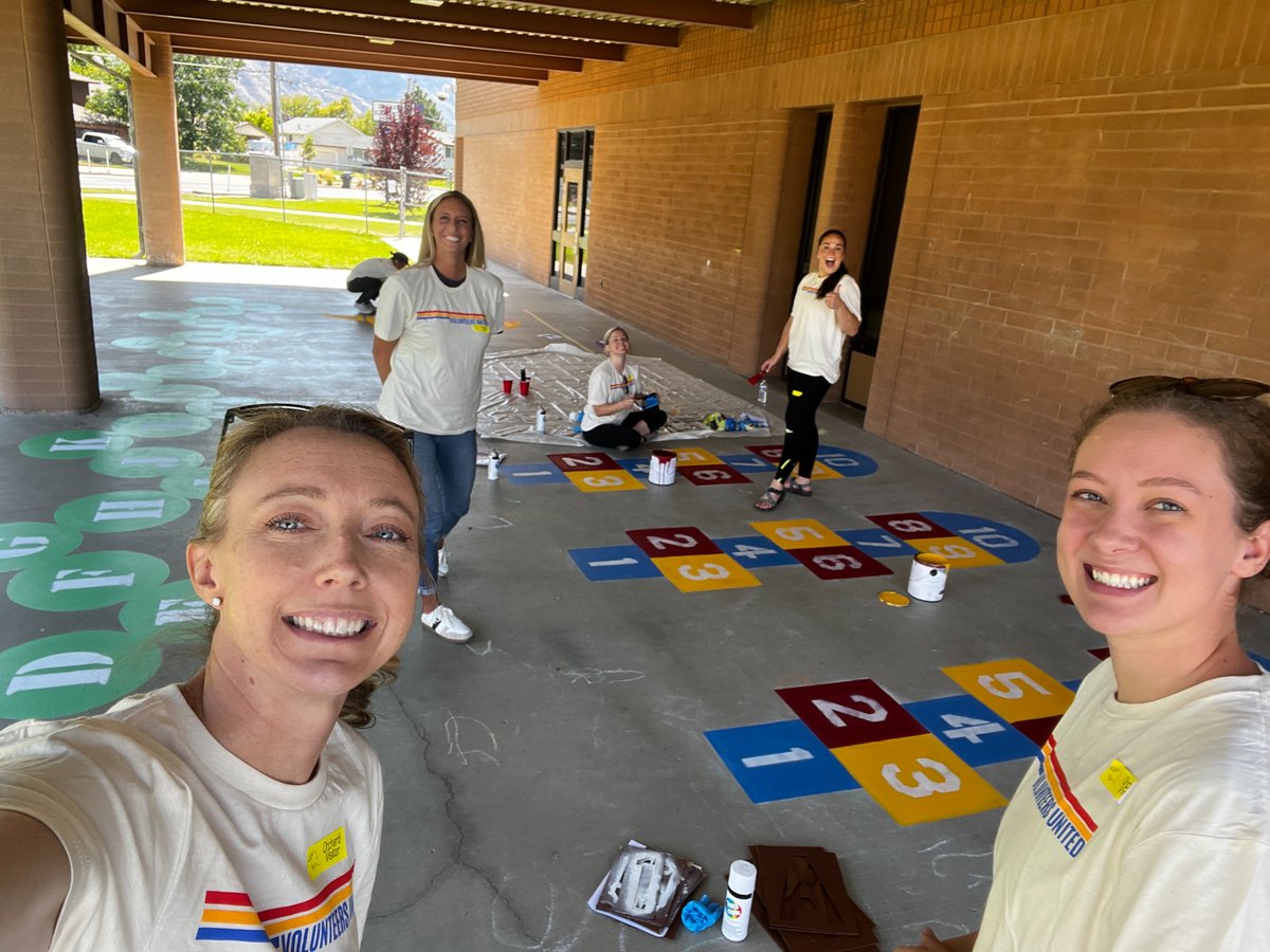 SquireCPA's tweet photo. Yesterday, we joined @unitedwayuc and Orchard Elementary for the 2025 Day of Caring, painting playground games. 💚 Our hearts and minds are one in the belief that every child deserves a vibrant and safe space to play and learn. Now more than ever, we must unify our communities https://t.co/z548uZrMnH