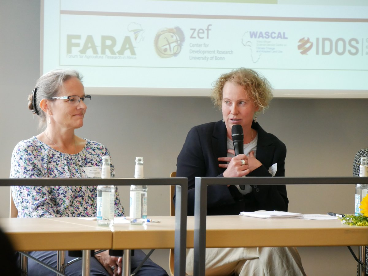FARAinfo's tweet image. At #Tropentag2025, #FARA & #INTERFACES explored how to bridge the science–policy gap in agriculture through trust, inclusivity & adaptive knowledge systems.
Read more via 🔗 faraafrica.org/2025/09/12/bri…
#FARAinfo #SciencePolicy #AgriFoodSystems