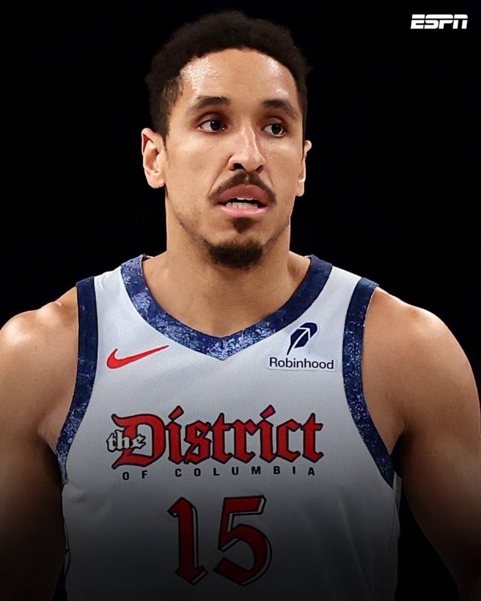 Malcom Brogdon assinou com os New York Knicks por 1 ano.